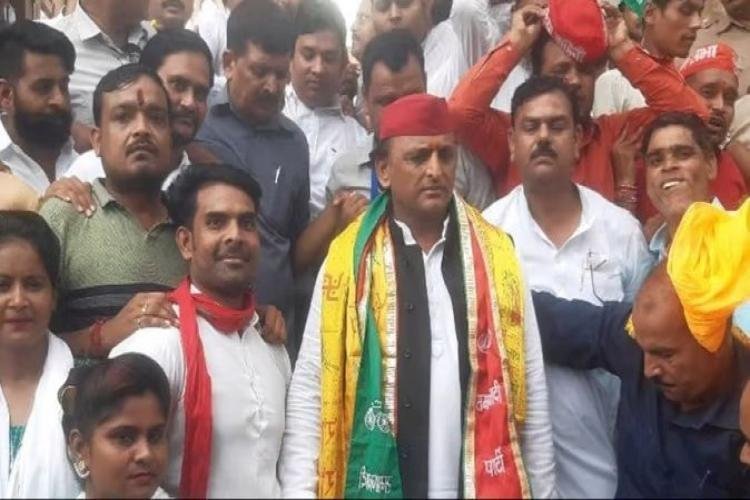 Akhilesh Yadav Targets BJP Government, Said Responsible For The Accident In Banke Bihari Temple